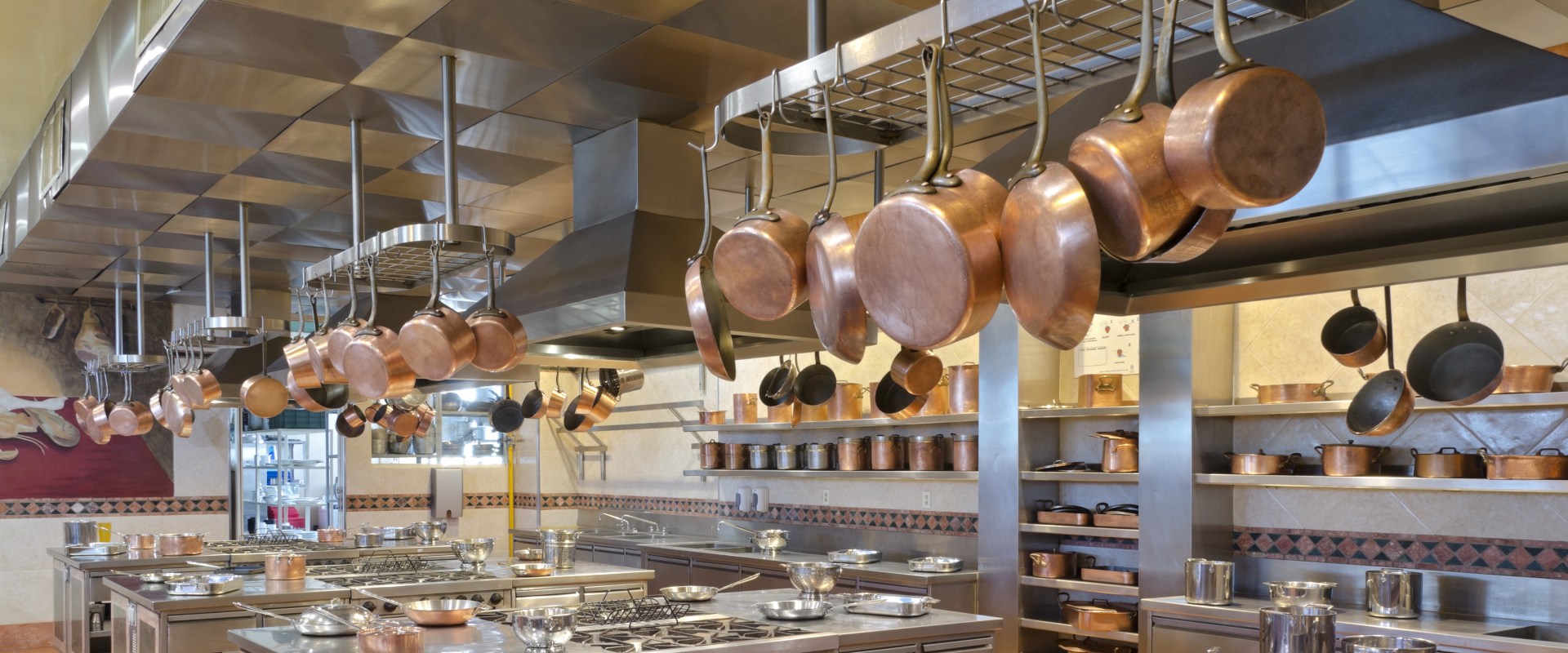 How ghost kitchens work?