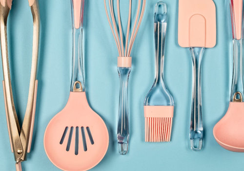 Who kitchen tool?